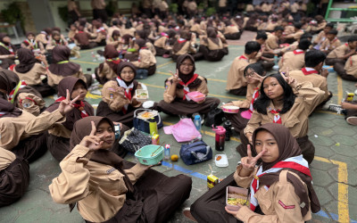 Kegiatan Kepramukaan di SMP PGRI 9 Pererat Kebersamaan Siswa