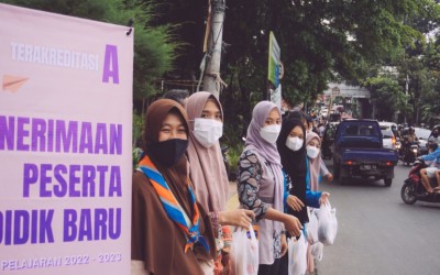 SMP PGRI 9 CIPAYUNG JAKARTA TIMUR BERBAGI TAKJIL DAN SANLAT